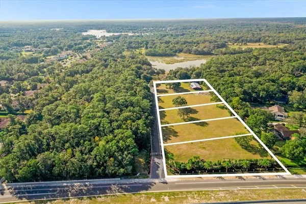 a view of a tennis court