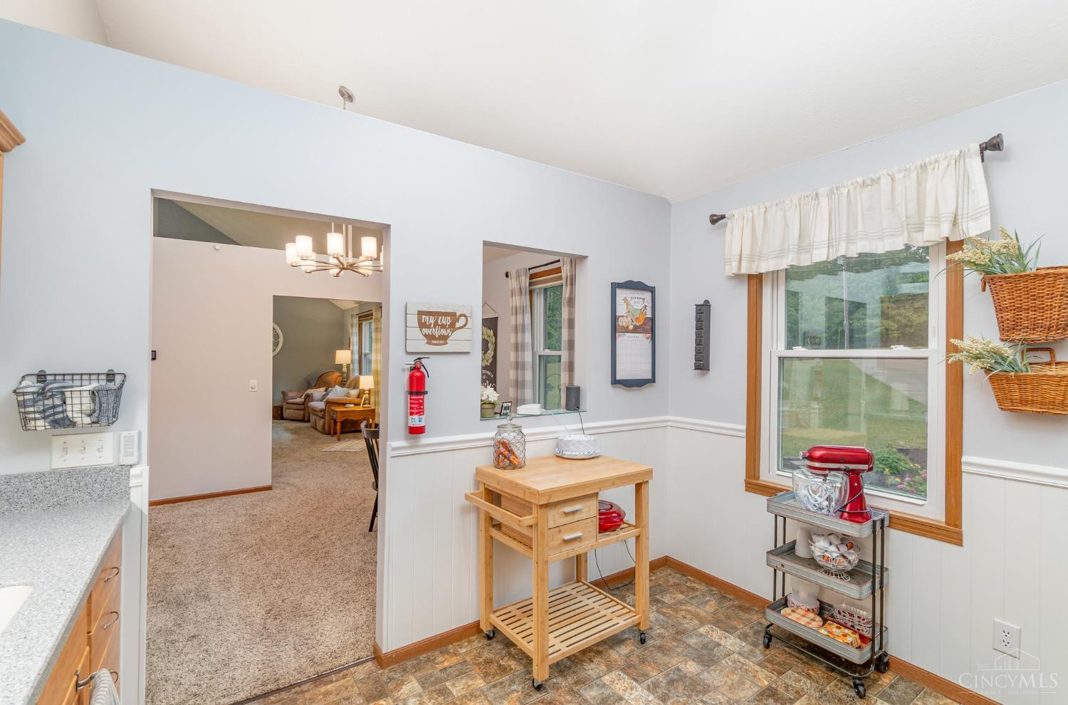 11881 Stone Mill Road Cincinnati, OH 45251 - Photo 8 of 29 Gallery Image 8