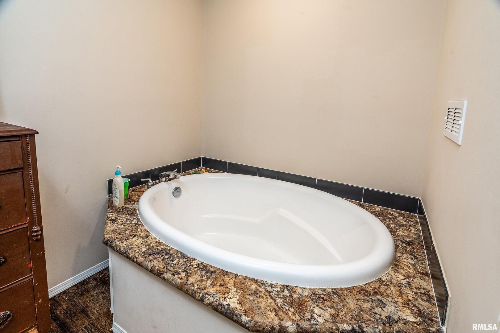 1201 Pine Ridge Lane Makanda, IL 62958 - Photo 26 of 36 a view of washer and dryer