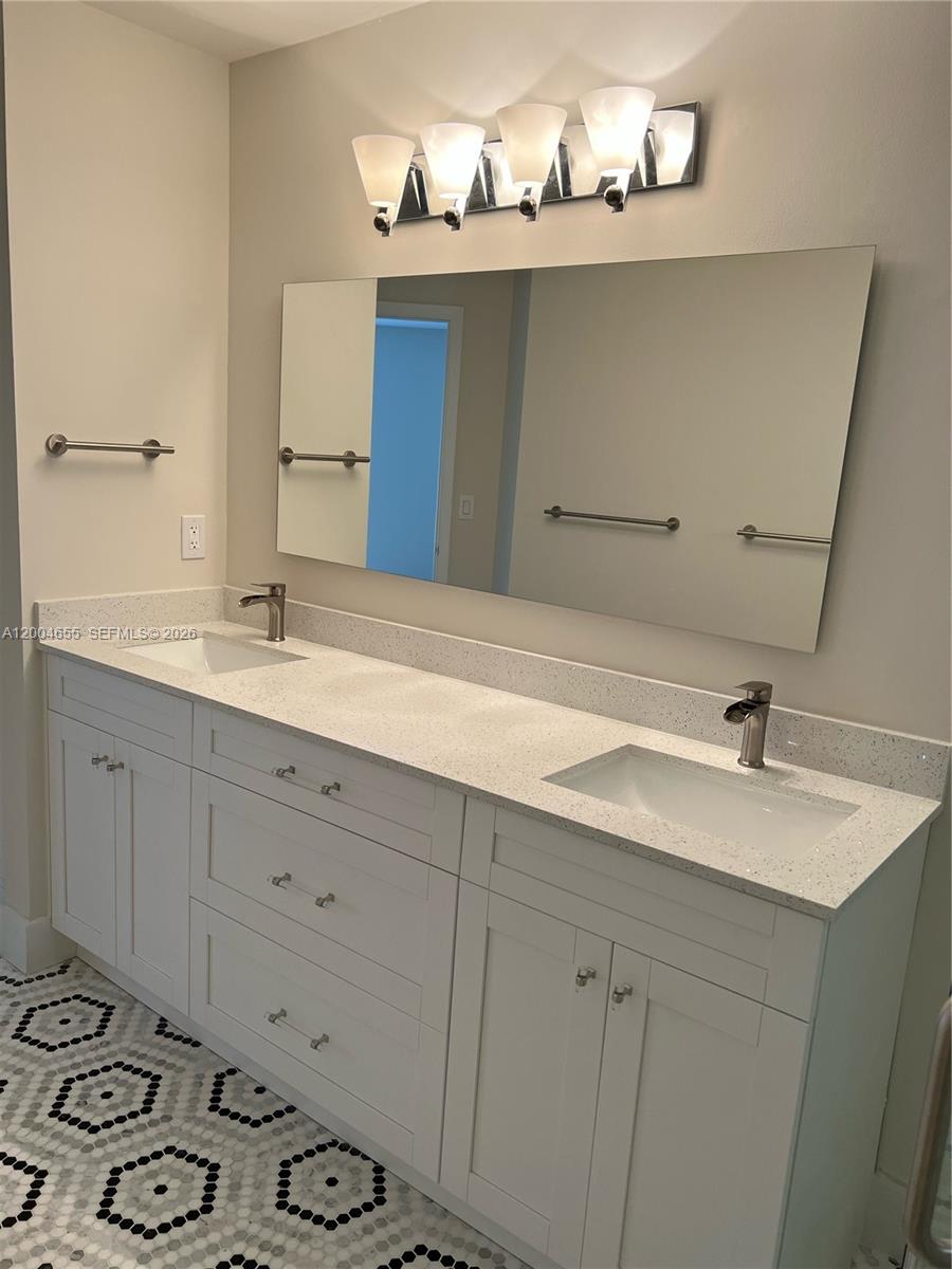 2806 Oak Grove Road Davie, FL 33328 - Photo 14 of 26