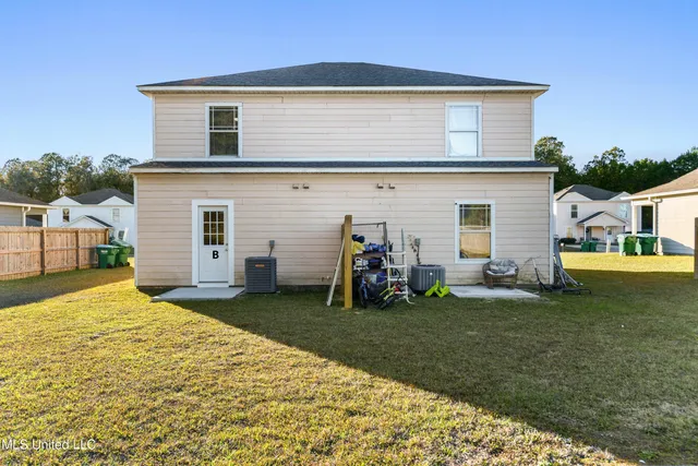 $1,400 | 13070 Tracewood Drive, Unit B, Gulfport, MS 39503