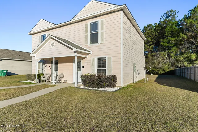 $1,400 | 13070 Tracewood Drive, Unit B, Gulfport, MS 39503