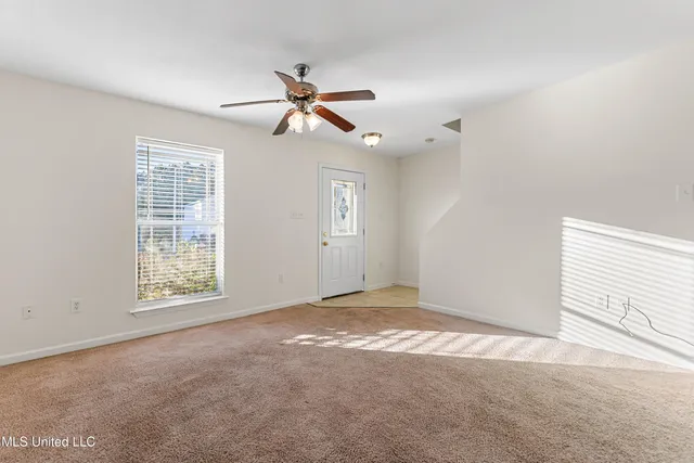 $1,400 | 13070 Tracewood Drive, Unit B, Gulfport, MS 39503