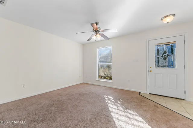 $1,400 | 13070 Tracewood Drive, Unit B, Gulfport, MS 39503