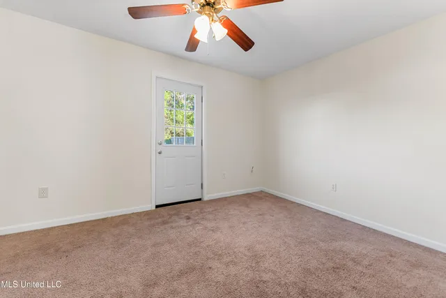 $1,400 | 13070 Tracewood Drive, Unit B, Gulfport, MS 39503