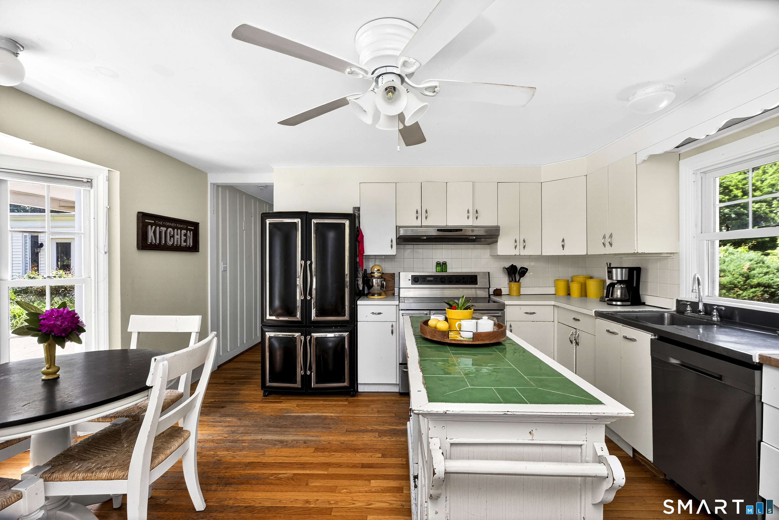 106 Turnpike Road Somers, CT 06071 - Photo 14 of 40