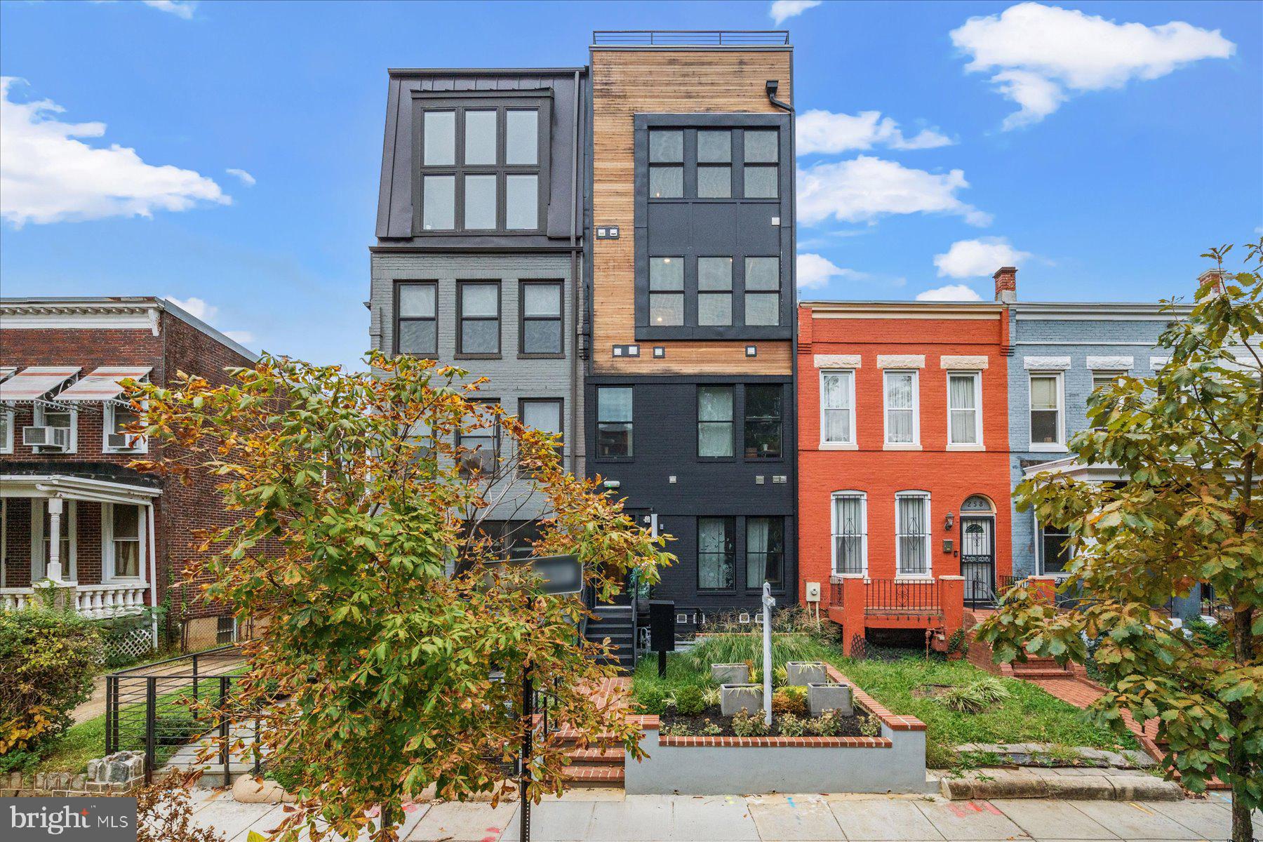 256 15th Street Southeast, Unit 7 Washington, DC 20003 - Photo 2 of 38 Gallery Image 2