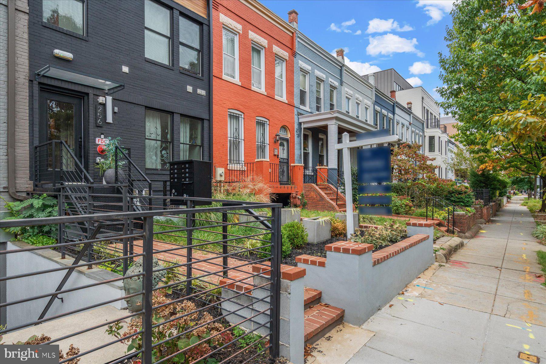 256 15th Street Southeast, Unit 7 Washington, DC 20003 - Photo 3 of 38 Gallery Image 3