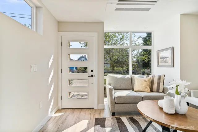 $625,000 | 1616 South Juneau Street, Seattle, WA 98108