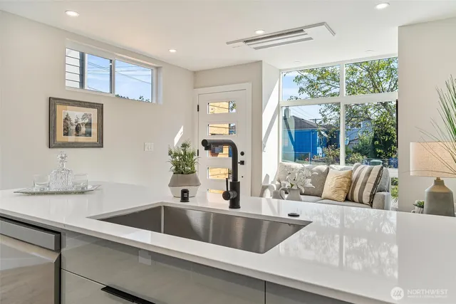 $625,000 | 1616 South Juneau Street, Seattle, WA 98108