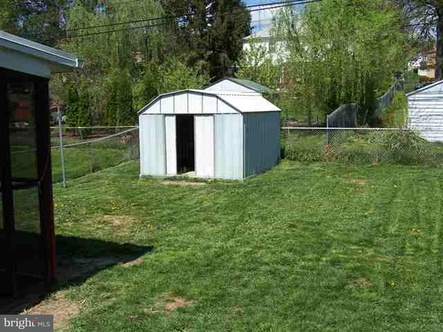 3718 Rutherford Street Harrisburg, PA 17111 - Photo 3 of 11 Gallery Image 3