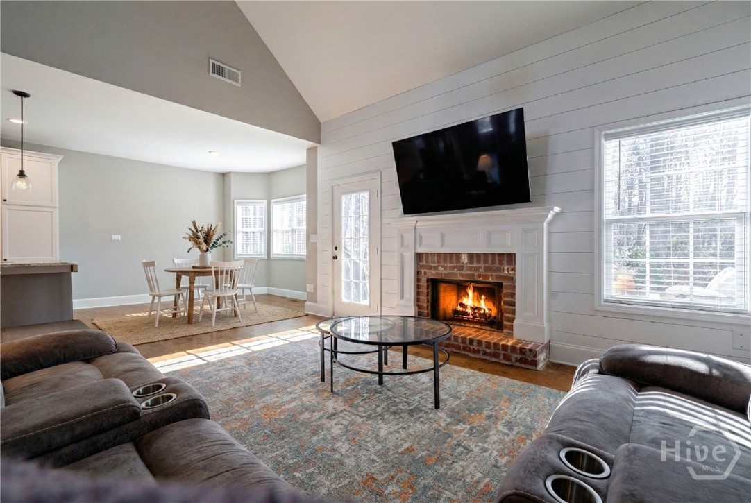 210 Solihull Lane Athens, GA 30605 - Photo 6 of 25 Living Room