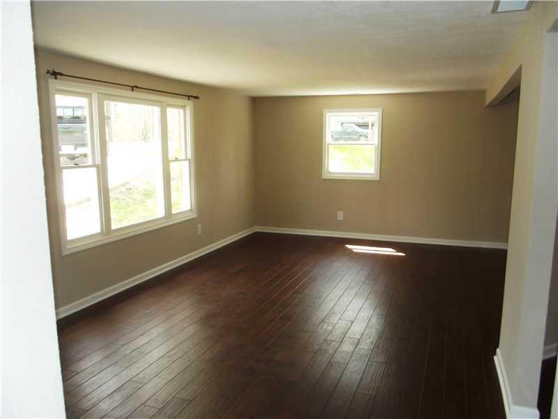 906 Cope Road Martinsville, IN 46151 - Photo 3 of 22 Gallery Image 3