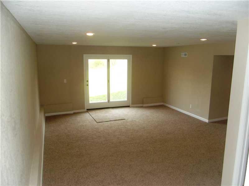 906 Cope Road Martinsville, IN 46151 - Photo 9 of 22 Gallery Image 9