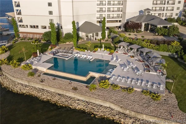$695,000 | 166 Captiva Drive, Unit 1F, Sunrise Beach, MO 65079