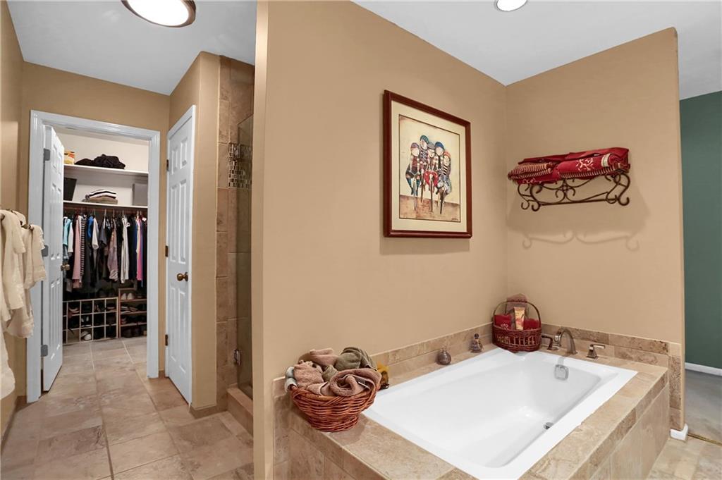 4414 Edinburgh Point Indianapolis, IN 46228 - Photo 23 of 44 Gallery Image 23