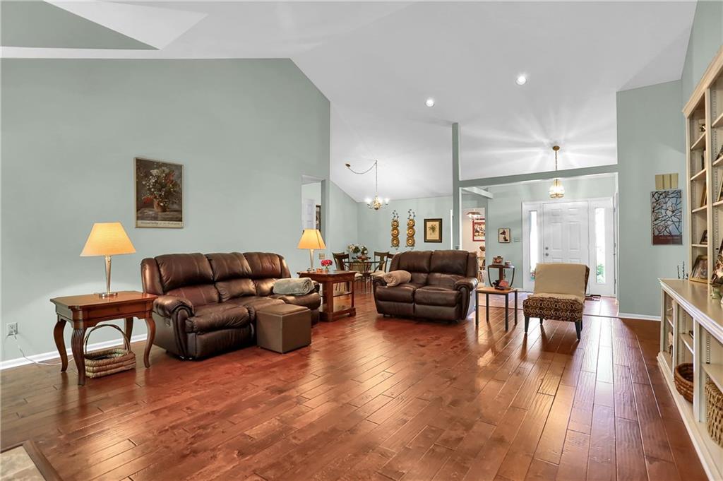 4414 Edinburgh Point Indianapolis, IN 46228 - Photo 10 of 44 Gallery Image 10