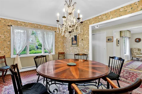 $1,499,000 | 34 Wildwood Lane, East Hills, NY 11577