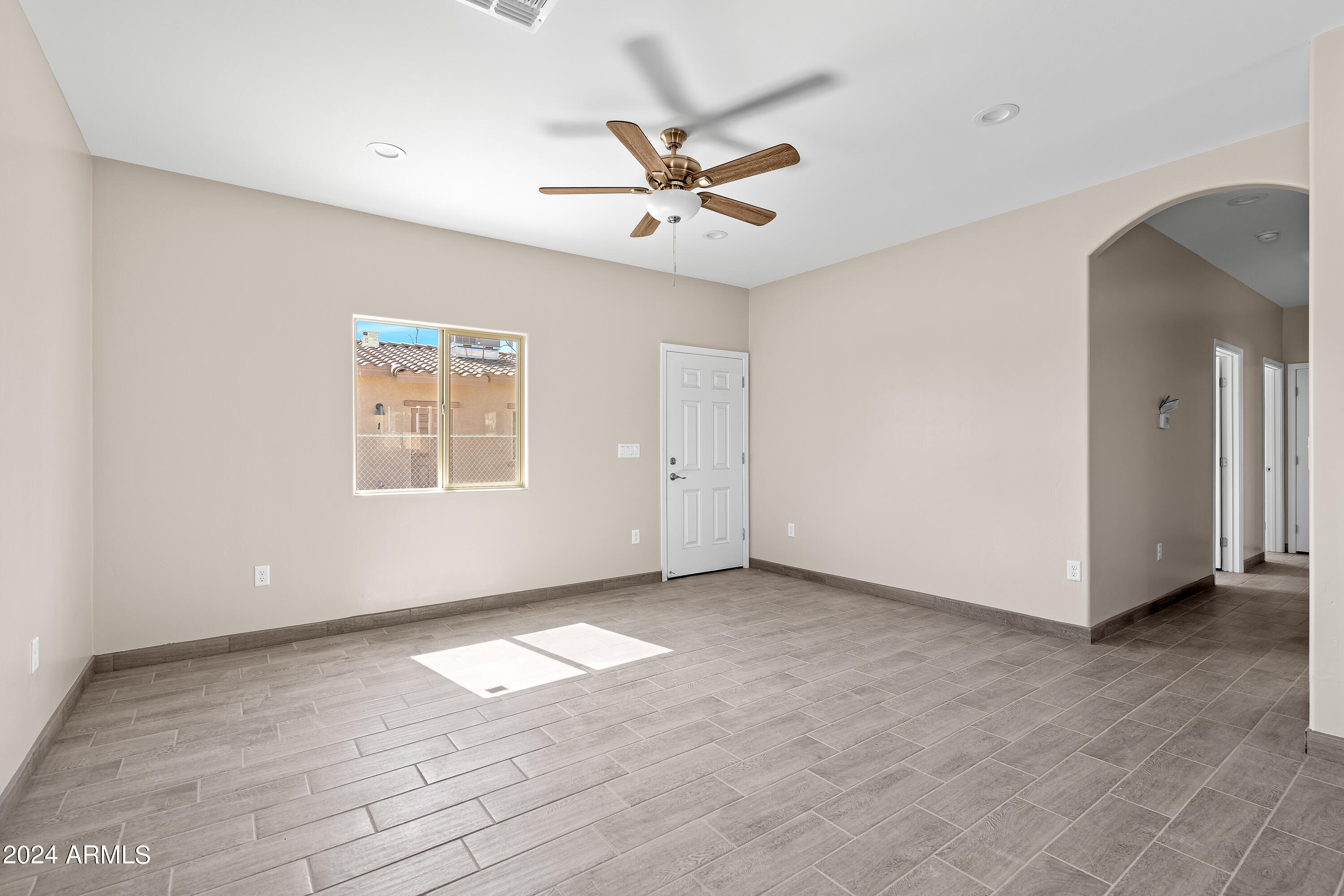 808 East 35th Street Tucson, AZ 85713 - Photo 4 of 29 Three Bedroom Unit