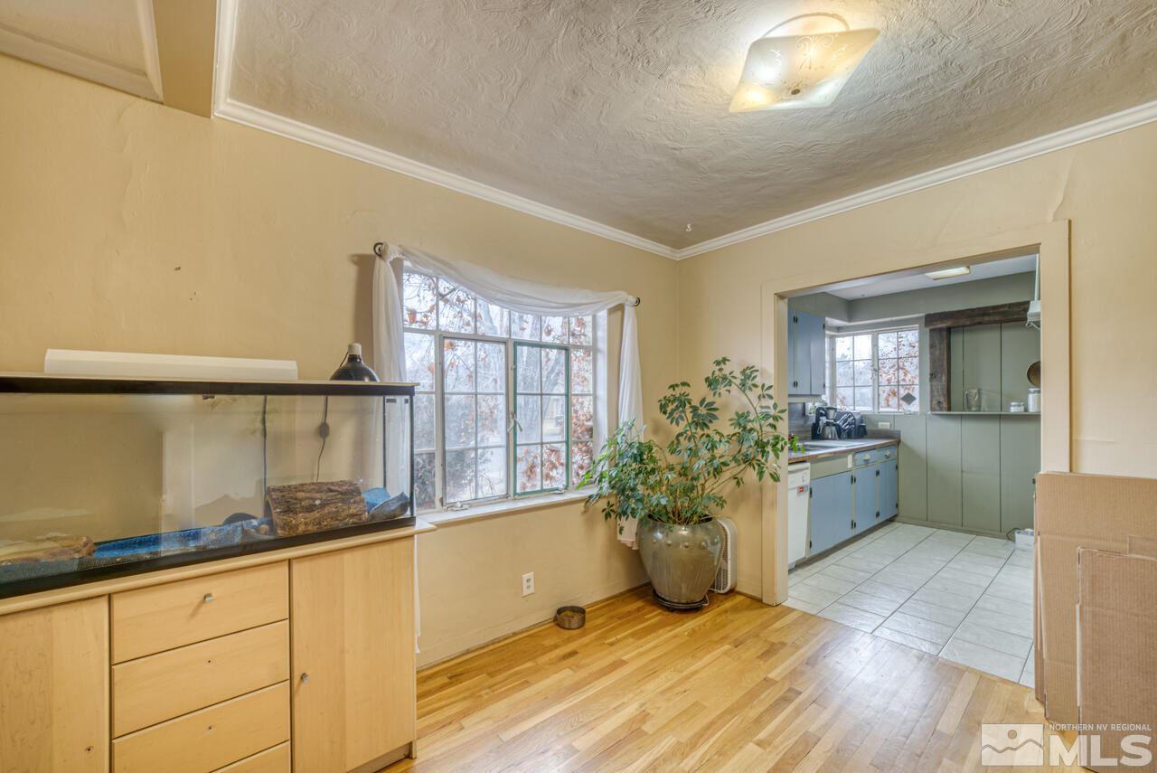 701 West Pueblo Street Reno, NV 89509 - Photo 11 of 30 a room with natural light