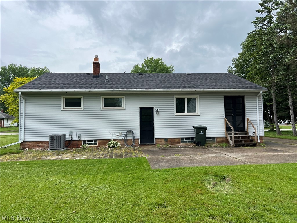 6571 Charles Road North Olmsted, OH 44070 - Photo 19 of 22
