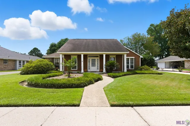 $325,000 | 14336 Eastridge Avenue, St. George, LA 70817