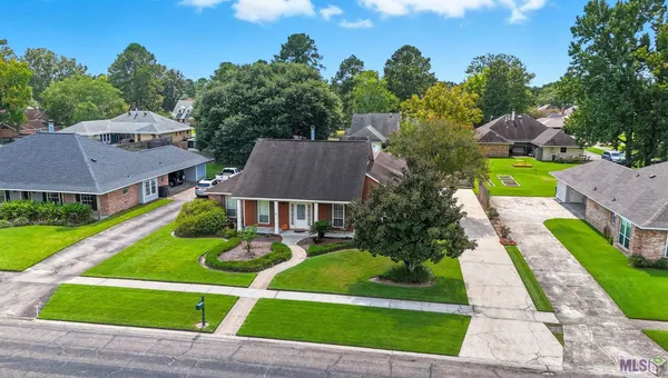 $325,000 | 14336 Eastridge Avenue, St. George, LA 70817