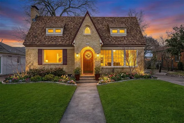 $7,000 | 5623 McCommas Boulevard, Dallas, TX 75206