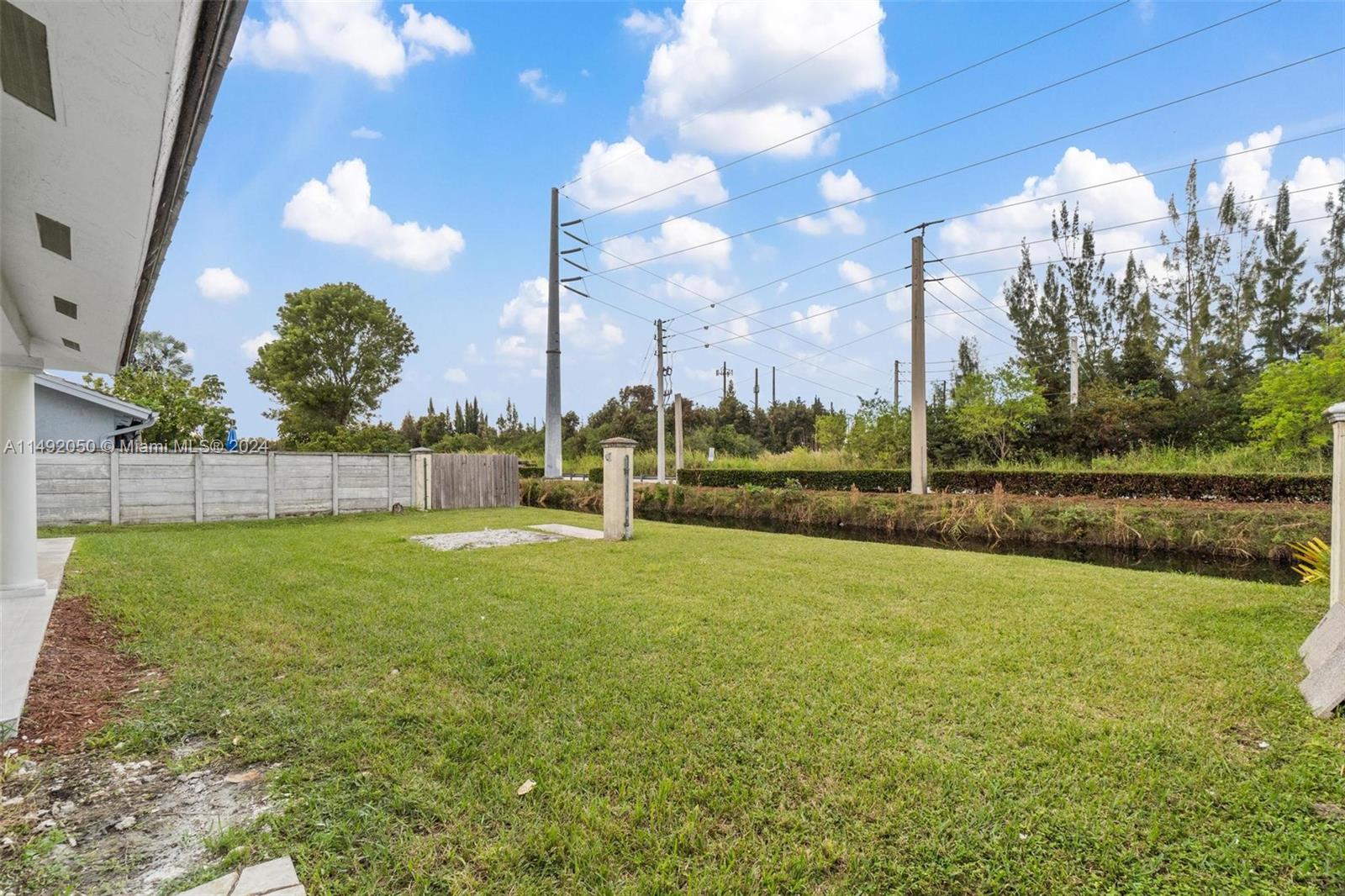 15951 Southwest 42nd Terrace Miami, FL 33185 - Photo 32 of 40 a view of a city