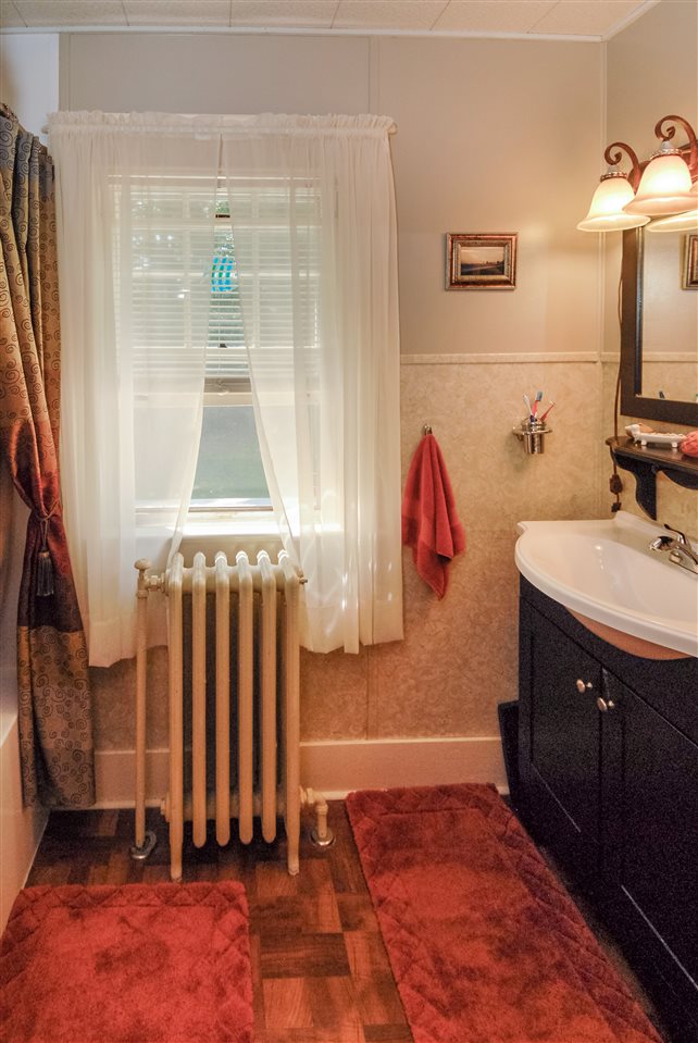 5 Cherry Street Windsor, VT 05089 - Photo 21 of 30 Gallery Image 21