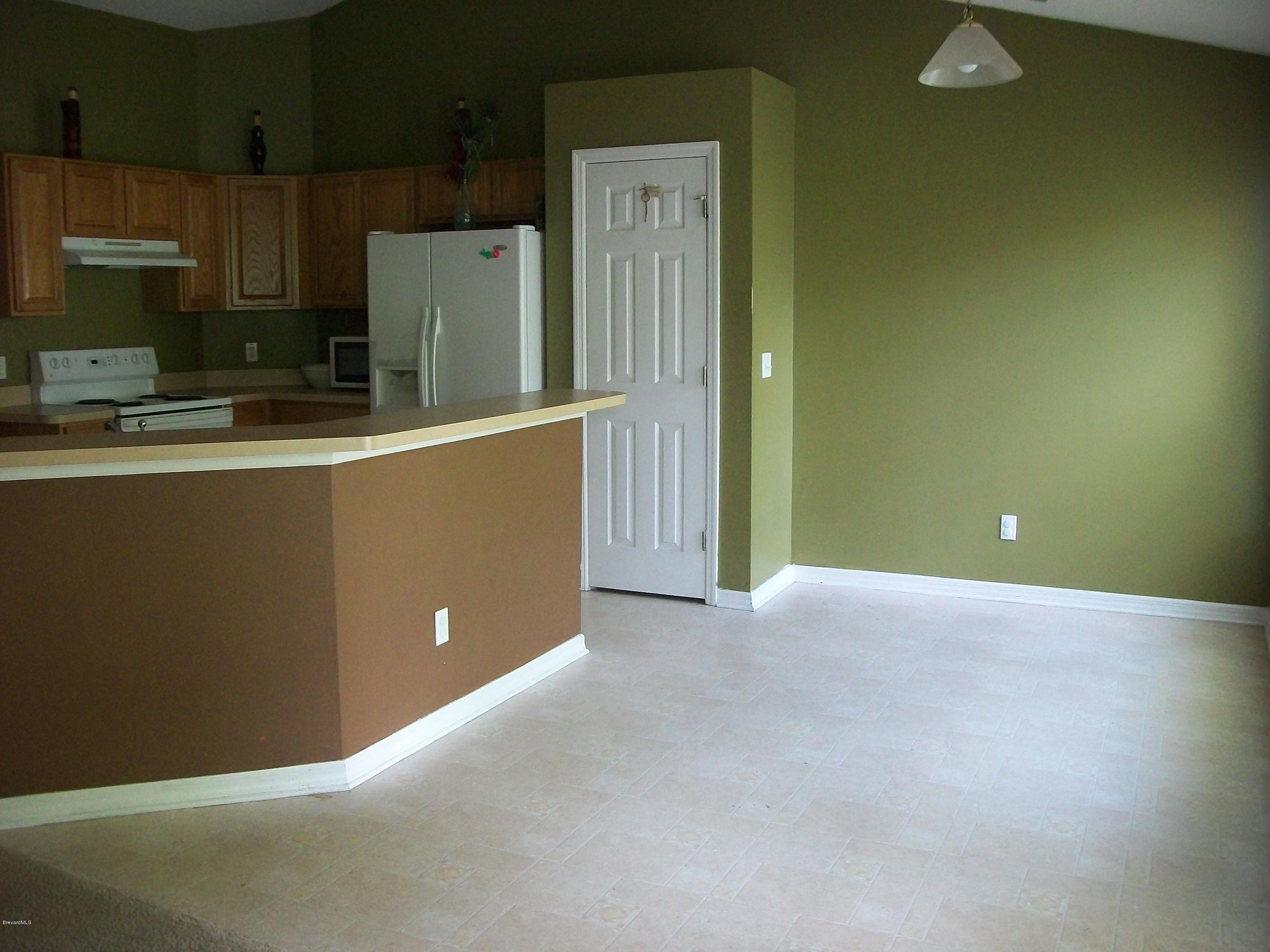 497 Australian Road Northwest Palm Bay, FL 32907 - Photo 7 of 14 Kitchen Nook