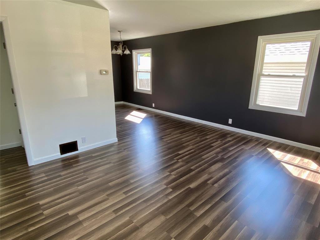 511 Riley Avenue Greenfield, IN 46140 - Photo 3 of 23 Gallery Image 3