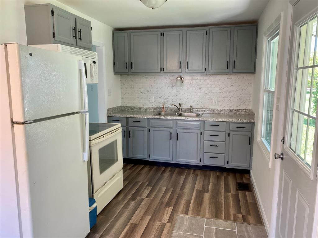 511 Riley Avenue Greenfield, IN 46140 - Photo 5 of 23 Gallery Image 5