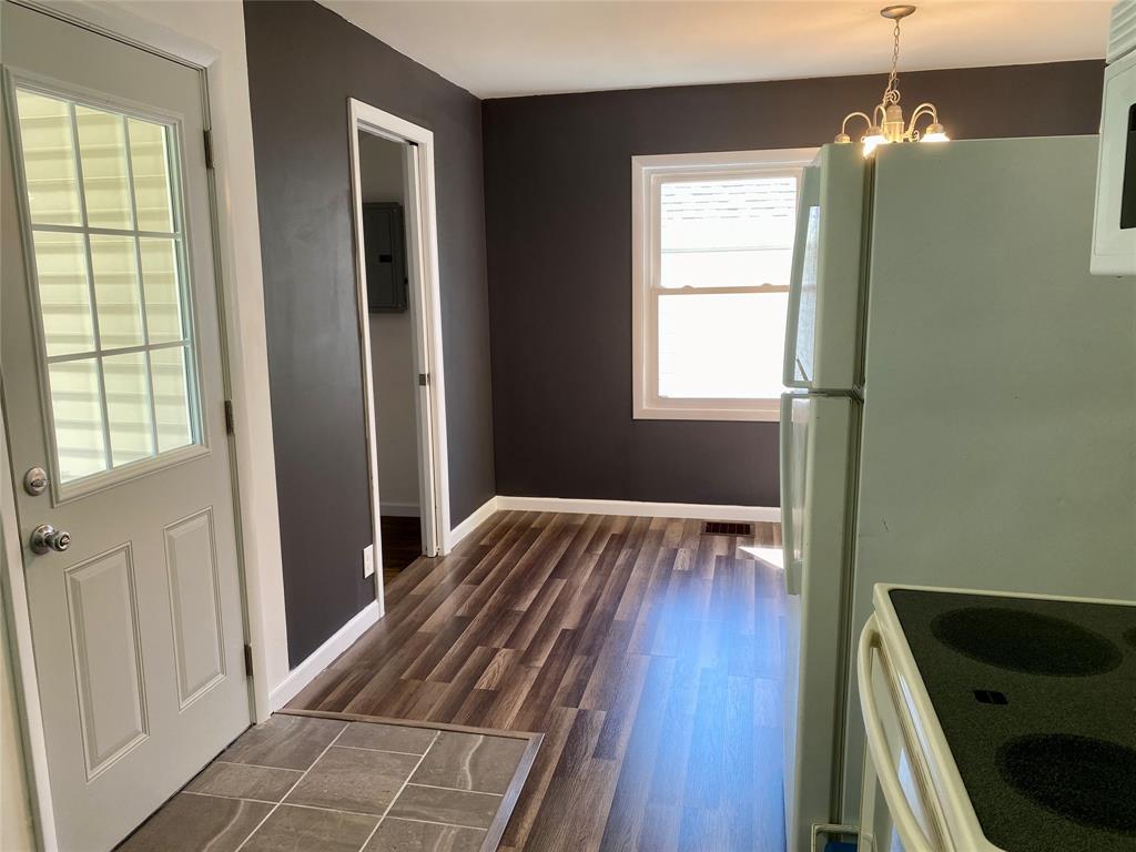 511 Riley Avenue Greenfield, IN 46140 - Photo 7 of 23 Gallery Image 7