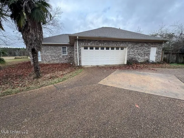 $450,000 | 182 Northshore Boulevard, Madison, MS 39110