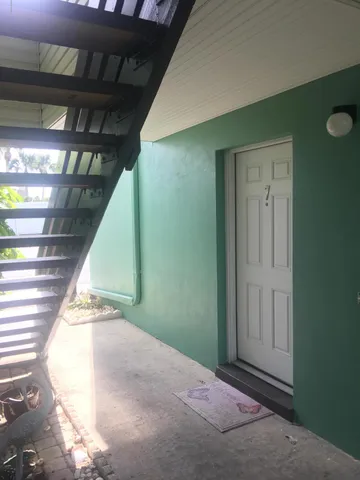 $2,000 | 5500 Ocean Shore Boulevard, Unit 7, Ormond Beach, FL 32176