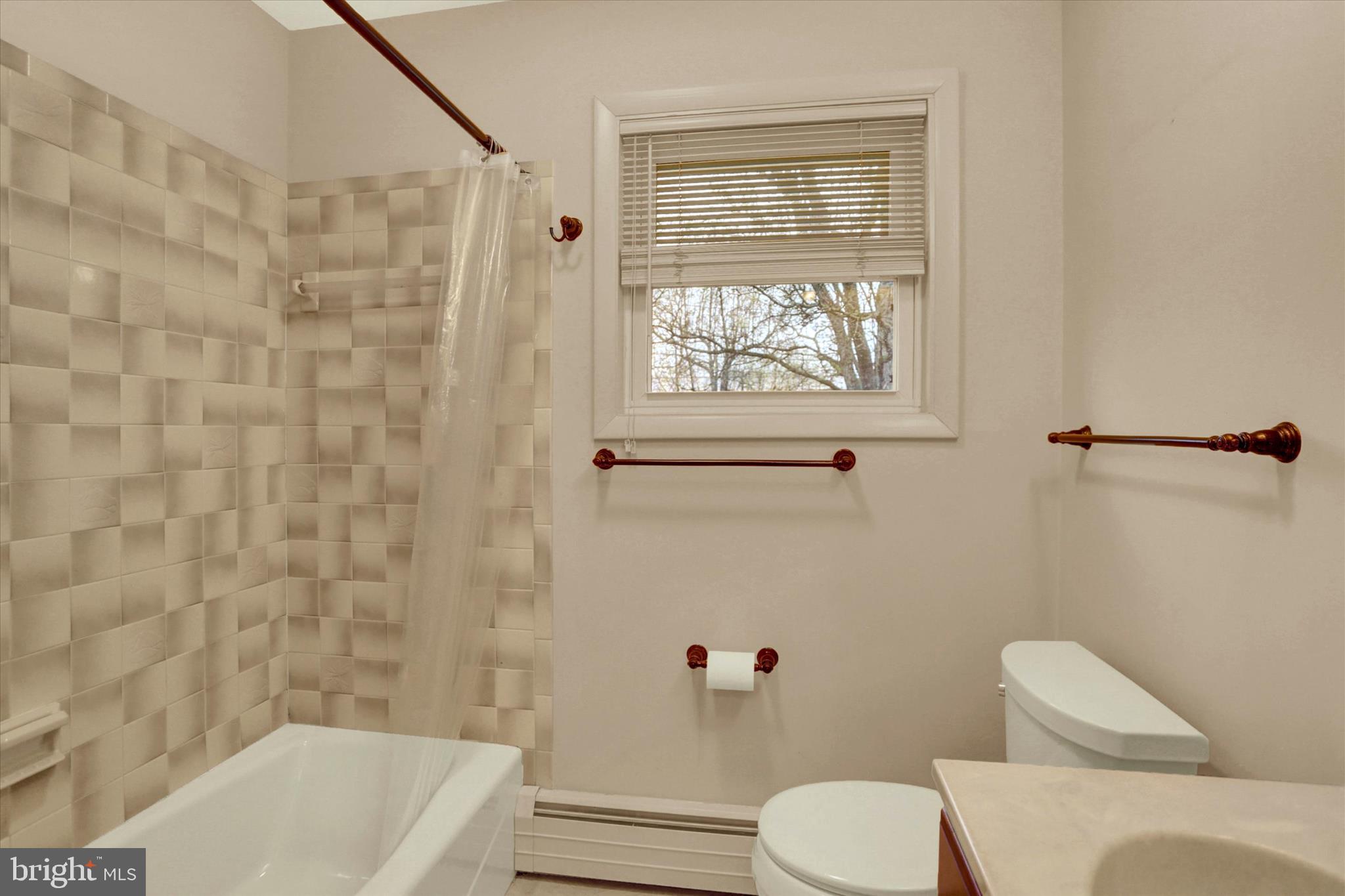 704 Charles Road Dauphin, PA 17018 - Photo 11 of 32