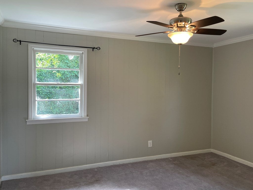 1412 Hickory Road Valdosta, GA 31601 - Photo 9 of 25 Gallery Image 9