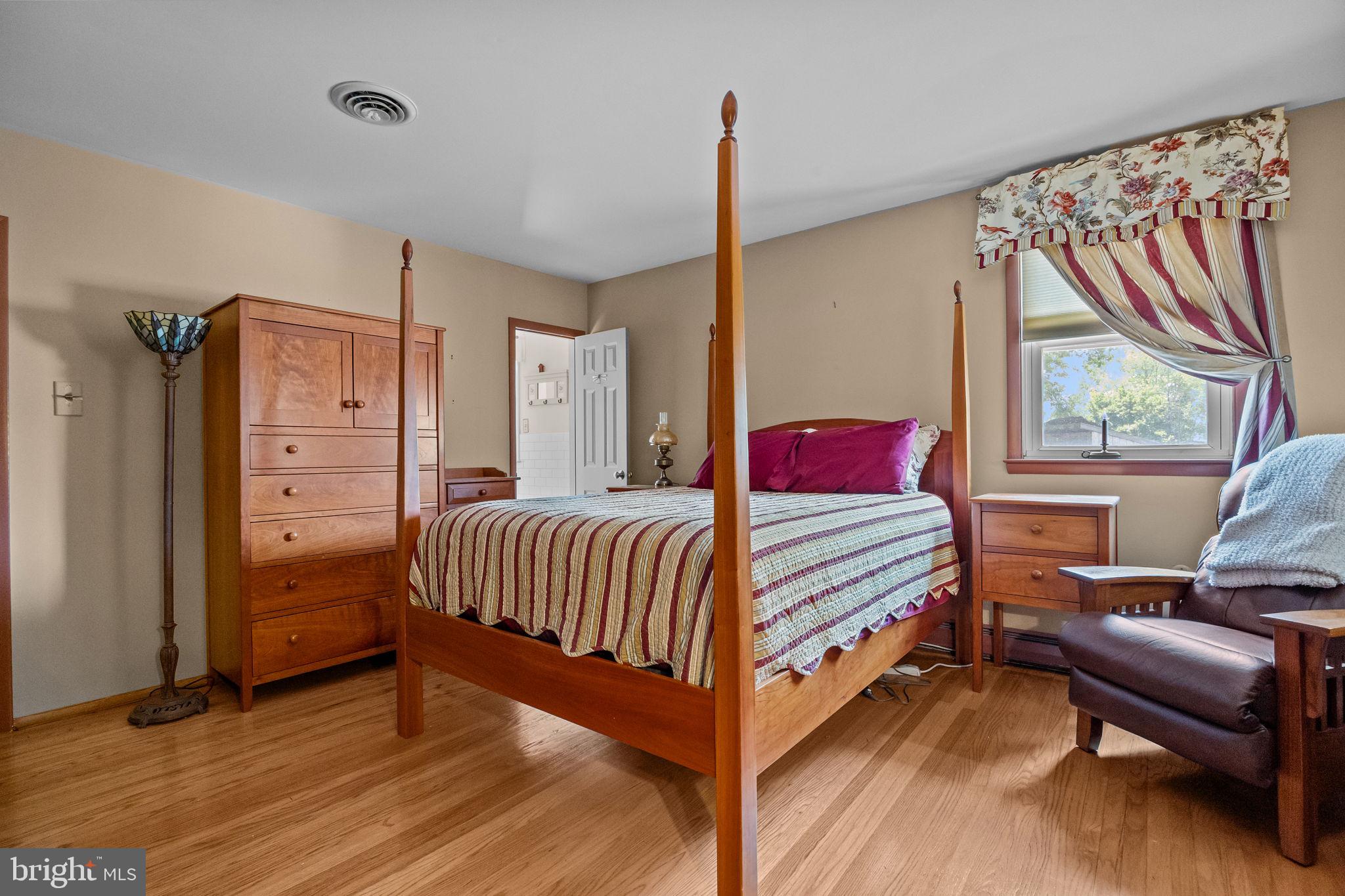 404 Lower Holland Road Holland, PA 18966 - Photo 28 of 52 Gallery Image 28