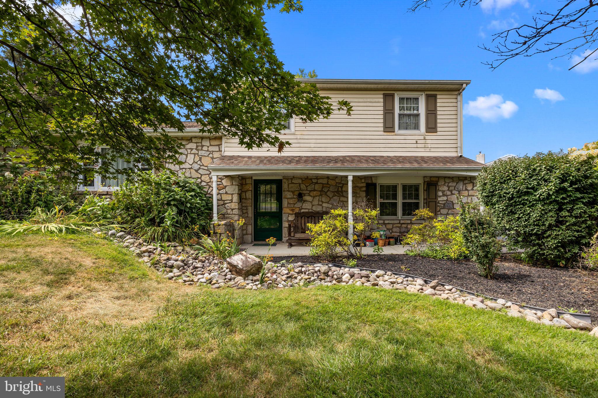 404 Lower Holland Road Holland, PA 18966 - Photo 3 of 52 Gallery Image 3
