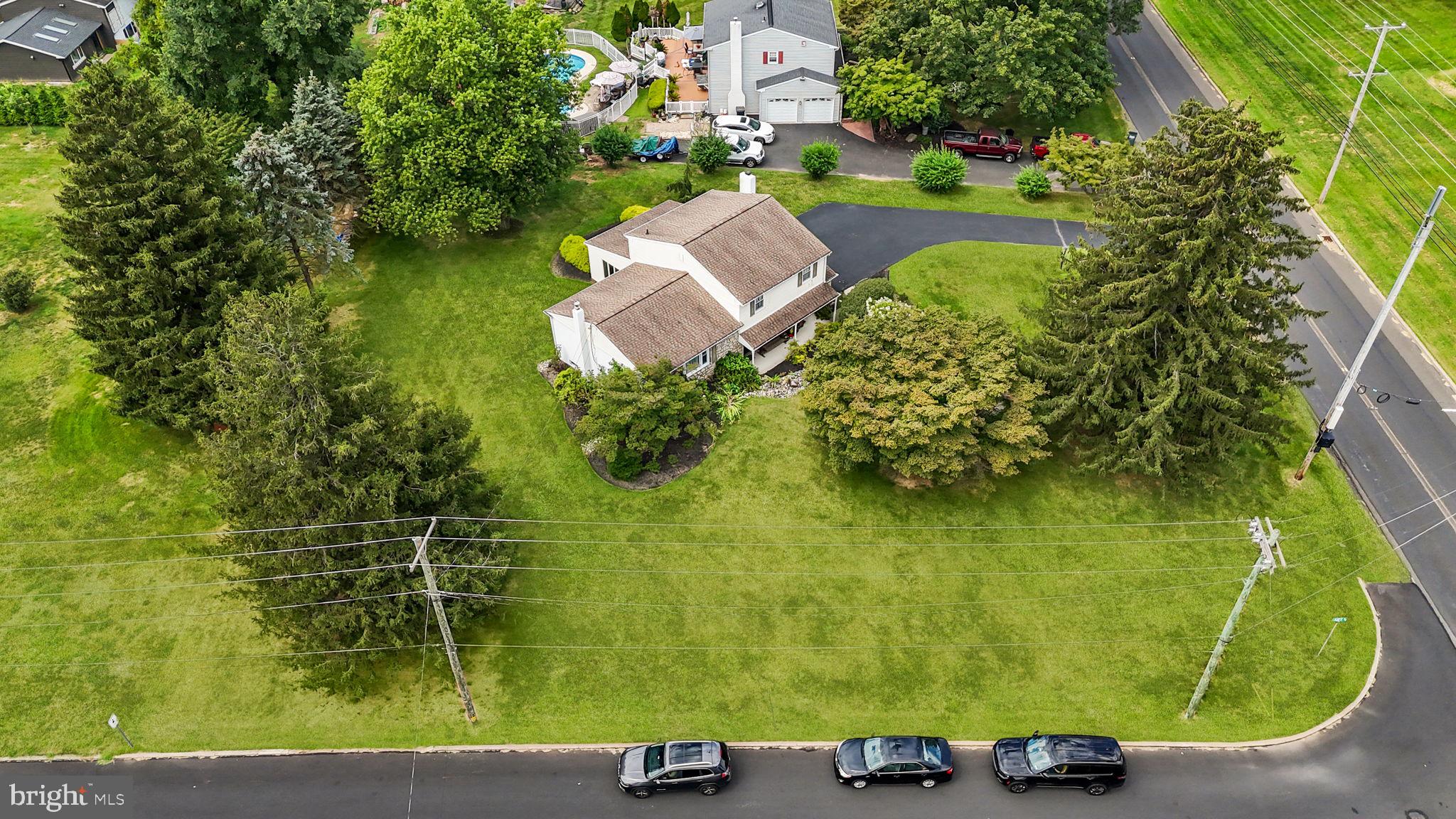 404 Lower Holland Road Holland, PA 18966 - Photo 42 of 52 Gallery Image 42