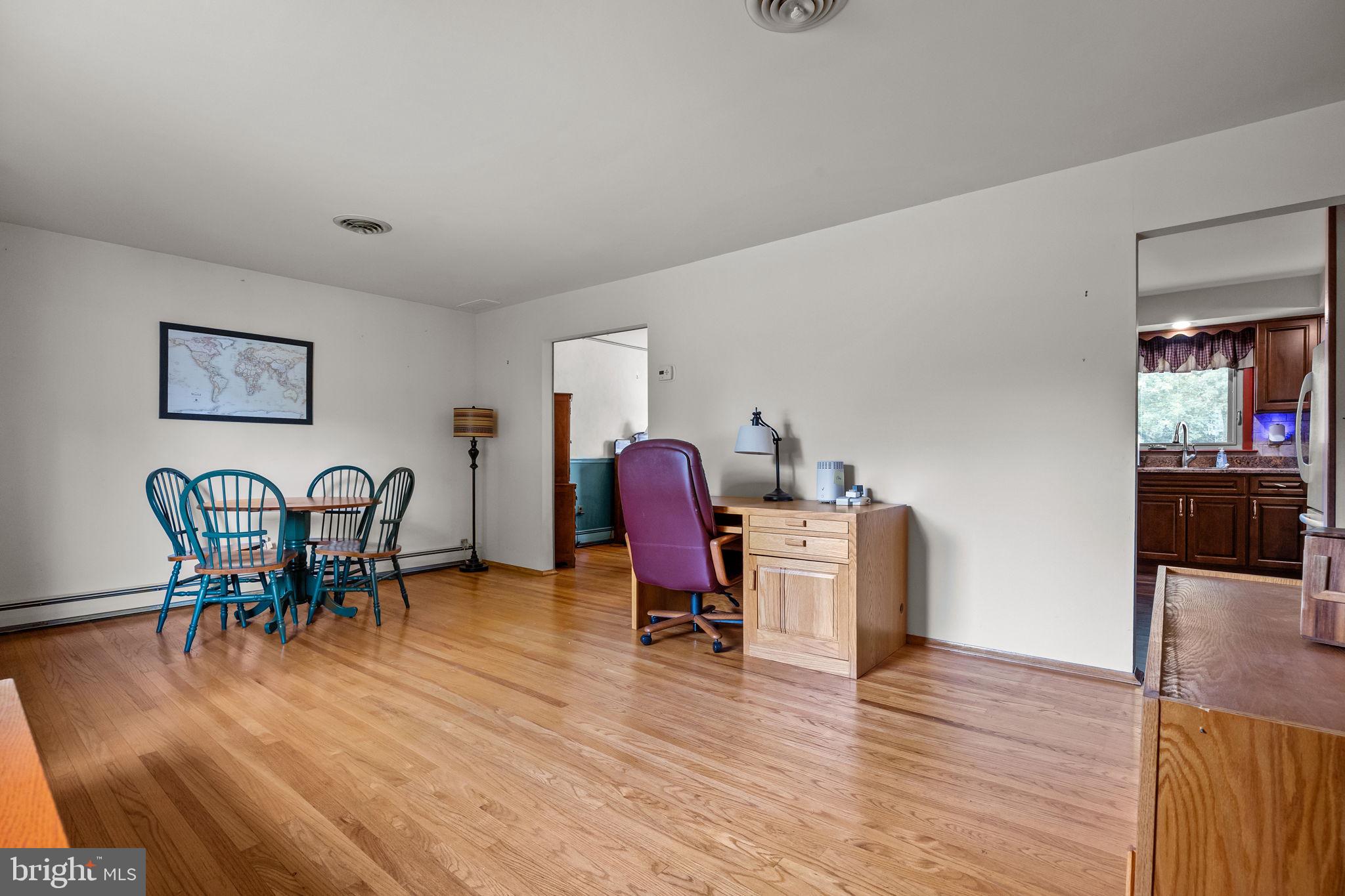 404 Lower Holland Road Holland, PA 18966 - Photo 7 of 52 Gallery Image 7