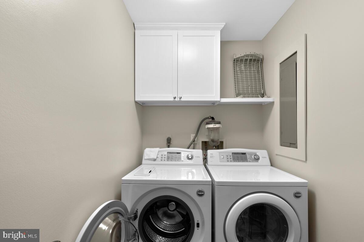 9650 Evans Ford Road Manassas, VA 20111 - Photo 33 of 69 Main Level Laundry Room