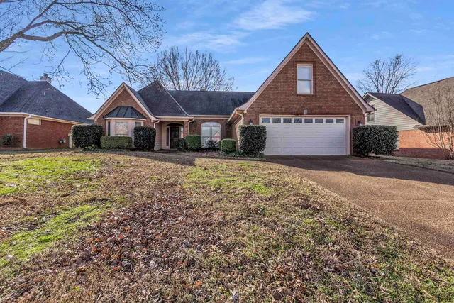 $370,000 | 7563 Cordova Club Drive East, Cordova, TN 38018