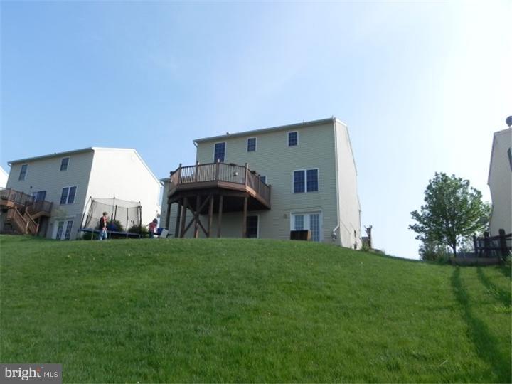 4491 Hillside Road Reading, PA 19606 - Photo 14 of 21 Gallery Image 14