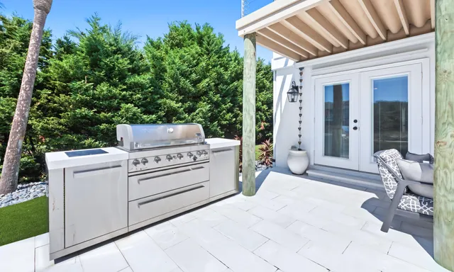 $2,380,000 | 620 Lagoon Drive, Destin, FL 32541