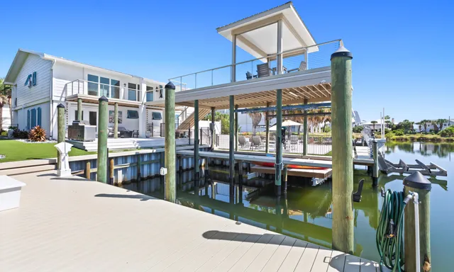 $2,380,000 | 620 Lagoon Drive, Destin, FL 32541