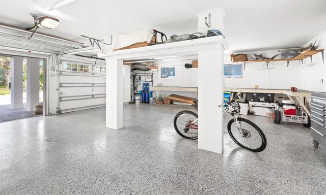 $2,380,000 | 620 Lagoon Drive, Destin, FL 32541