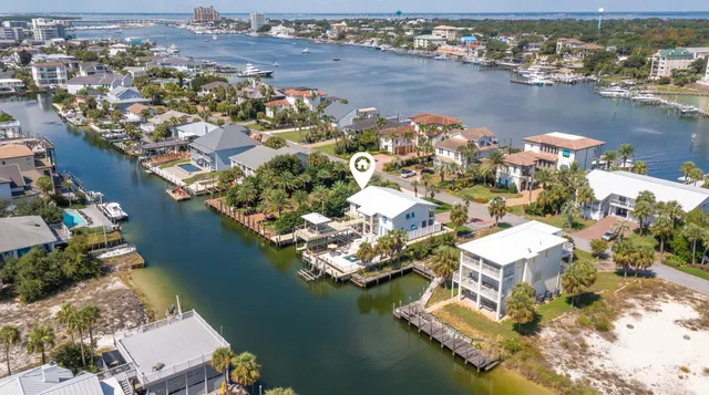 $2,380,000 | 620 Lagoon Drive, Destin, FL 32541