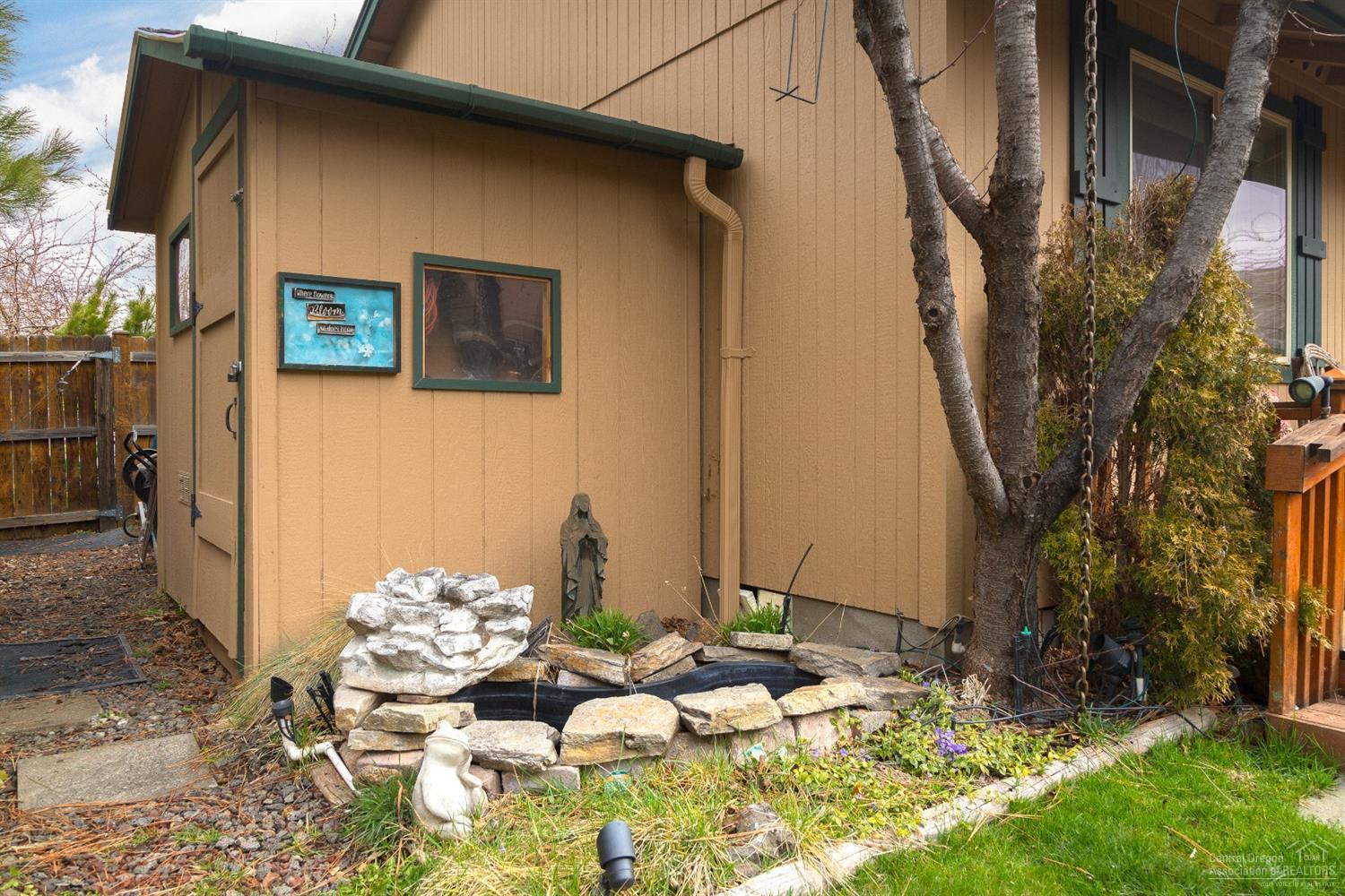 20513 Prospector Loop Bend, OR 97702 - Photo 20 of 23 Additional Photo